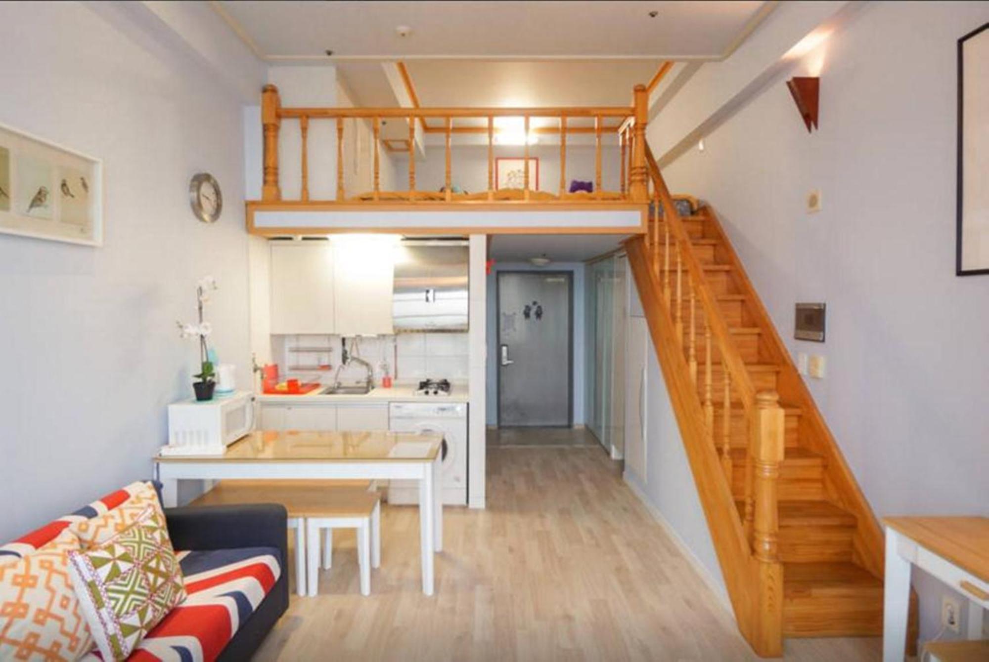 Apartment Town House